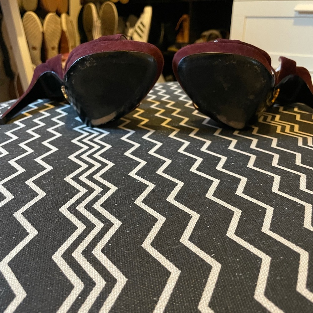 Authentic Prada Heels - Picture 4 of 4